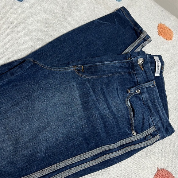 Good American Women's Good Legs GLCA899T Skinny Cropped Ankle Denim Jeans 8/29 - Picture 3 of 10